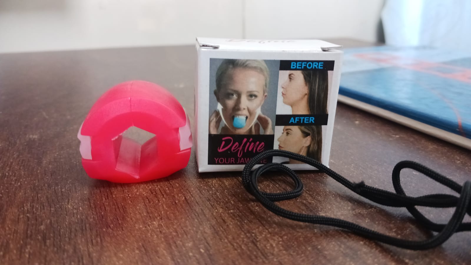 Cn Red Mouth Exerciser Used To Gain Sharp And Chiselled Mouth Easily And Fast. Cn Red Mouth Exerciser Used To Gain Sharp And Chiselled Mouth Easily And Fast.